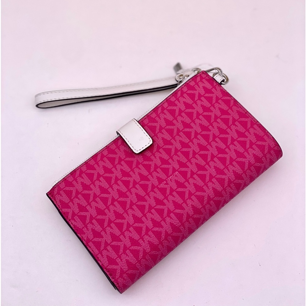 Michael Kors Jet Set Travel Large Embellished
Signature Logo Wallet Wristlet - Picture 9 of 13